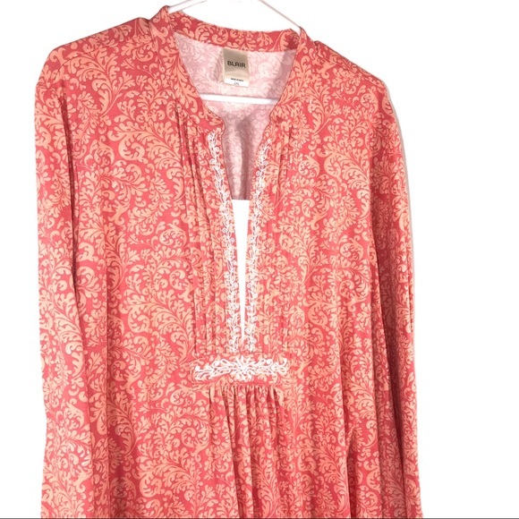 Peach Floral Print Pintucked Tunic Top, Size 2X - Picture 2 of 10